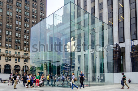 stock-photo-new-york-city-circa-may-apple-store-cube-on-th-avenue-new-york-circa-may-as-of-150991277